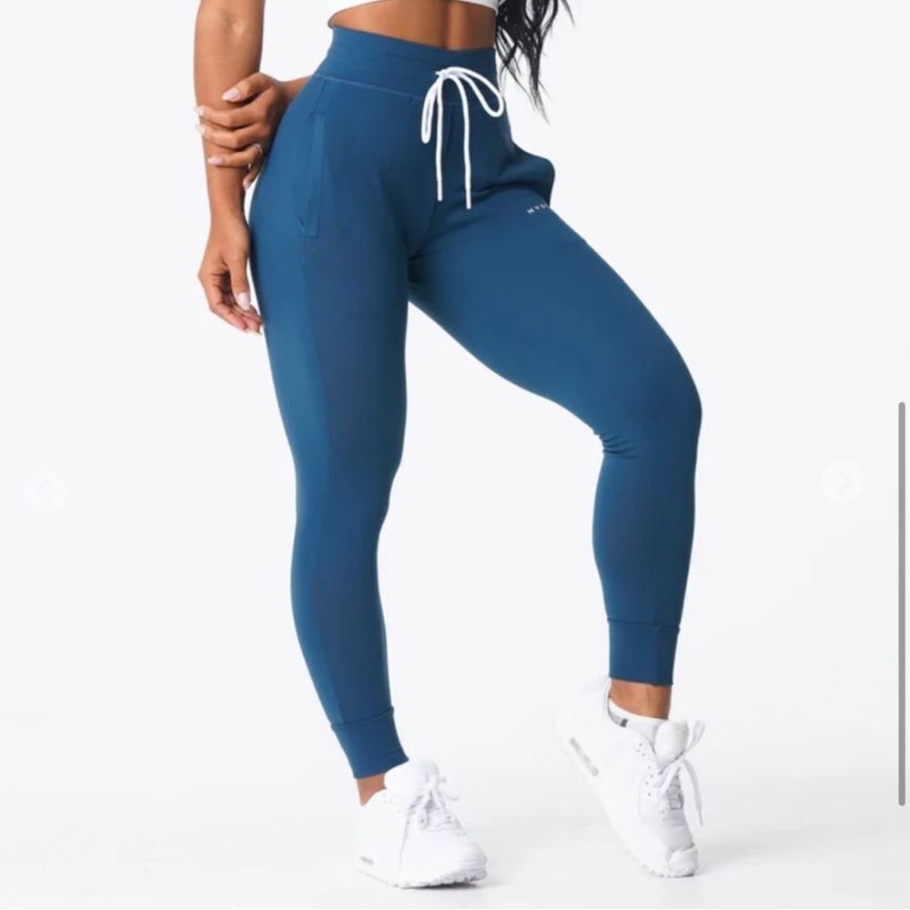 NVGTN Blue Joggers size XS